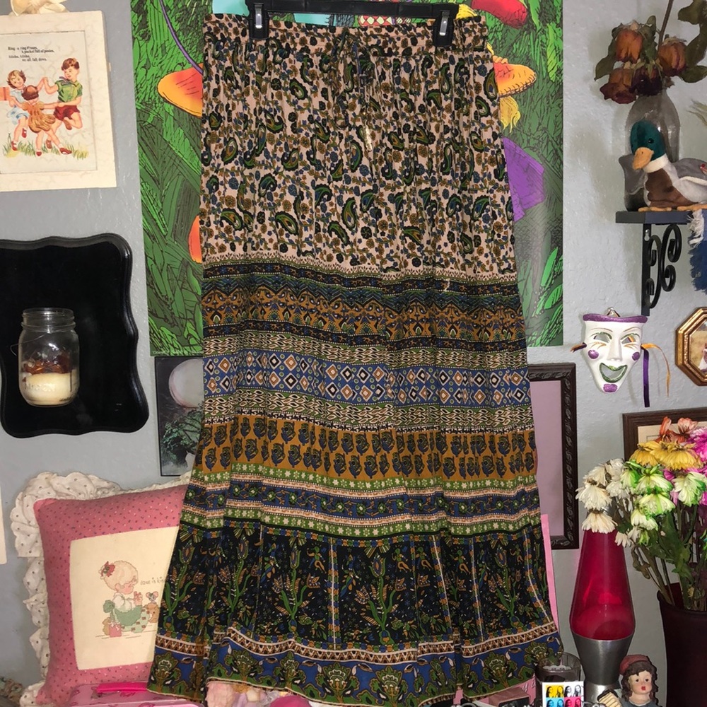 🎀🎀Earth bound long skirt